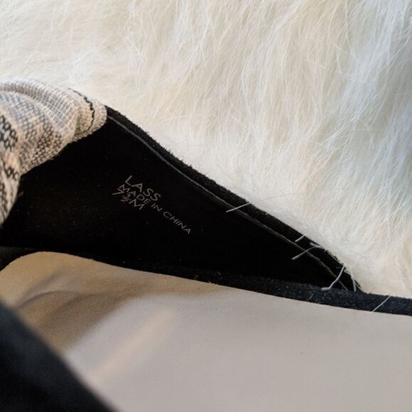 Tahari Lass slide suede fabric black white 7.5 - Picture 3 of 3